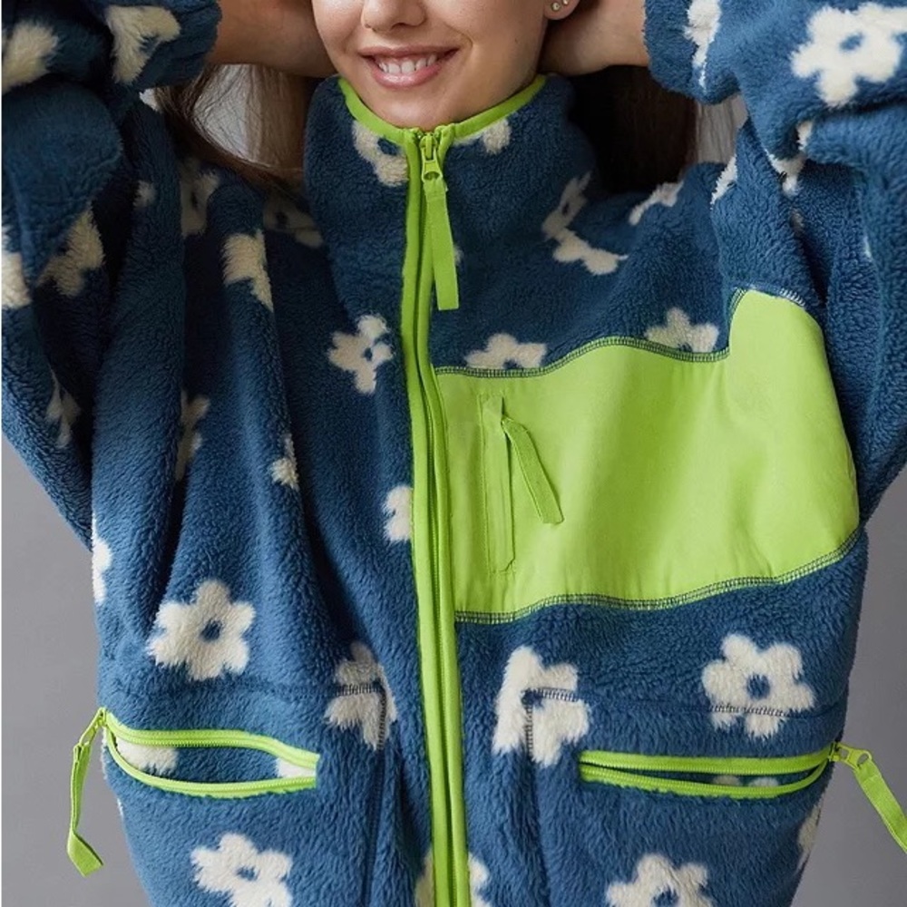 Stormi flower fleece zip up